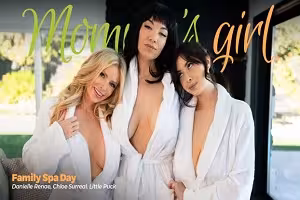 Chloe Surreal, Danielle Renae & Little Puck – Family Spa Day