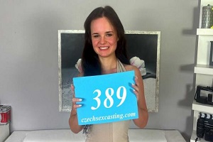 Olivia Zlota – Beauty from Poland tries her luck at a Czech casting – E389