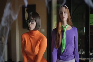 Sweetie Fox & Arina Fox Velma and Daphne Uncovering Hidden Desires