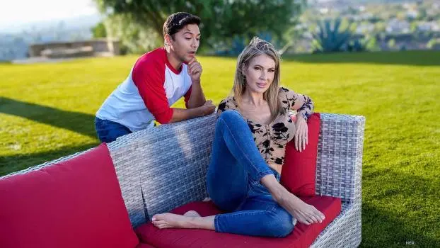 Gigi Dior – The Bestest Friend