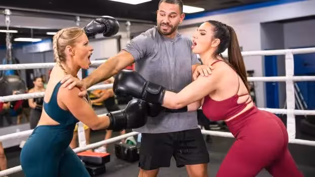 Danielle Renae & Raissa Bellini – A Pair Of Knock-Out MILFs